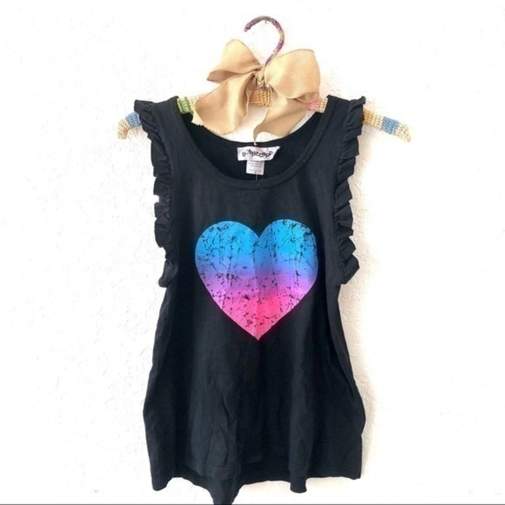 Bottlecaps black tank top with ombré heart design and ruffle shoulders girls